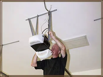 SOS Garage Doors Philadelphia, PA 215-795-3594 - openers-cont-gr-02m